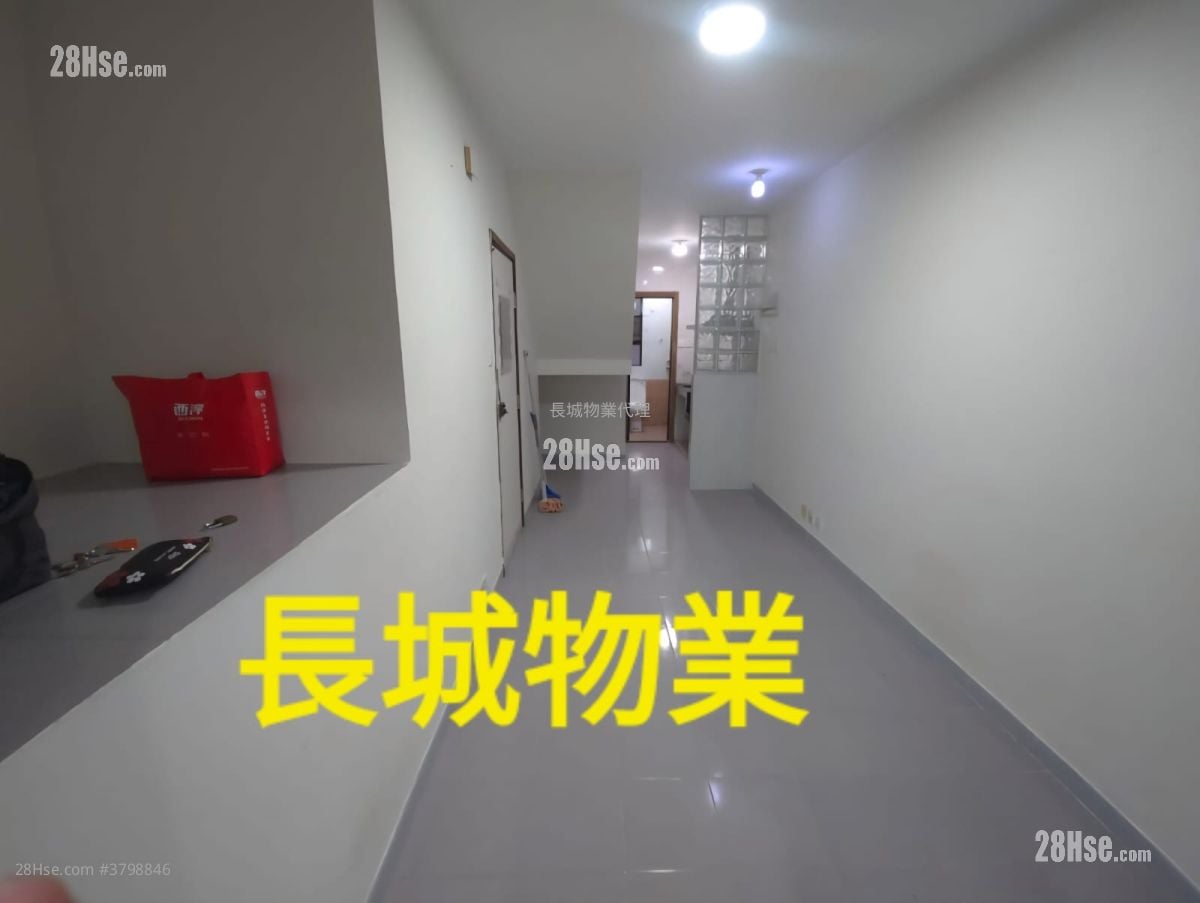 Pun Chung Rental 320 ft²