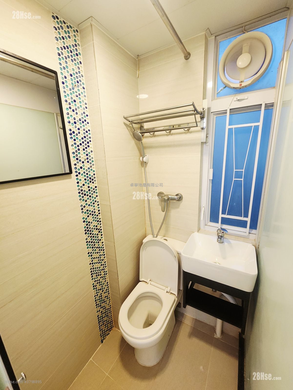 单幢楼房 租盘 180 平方尺