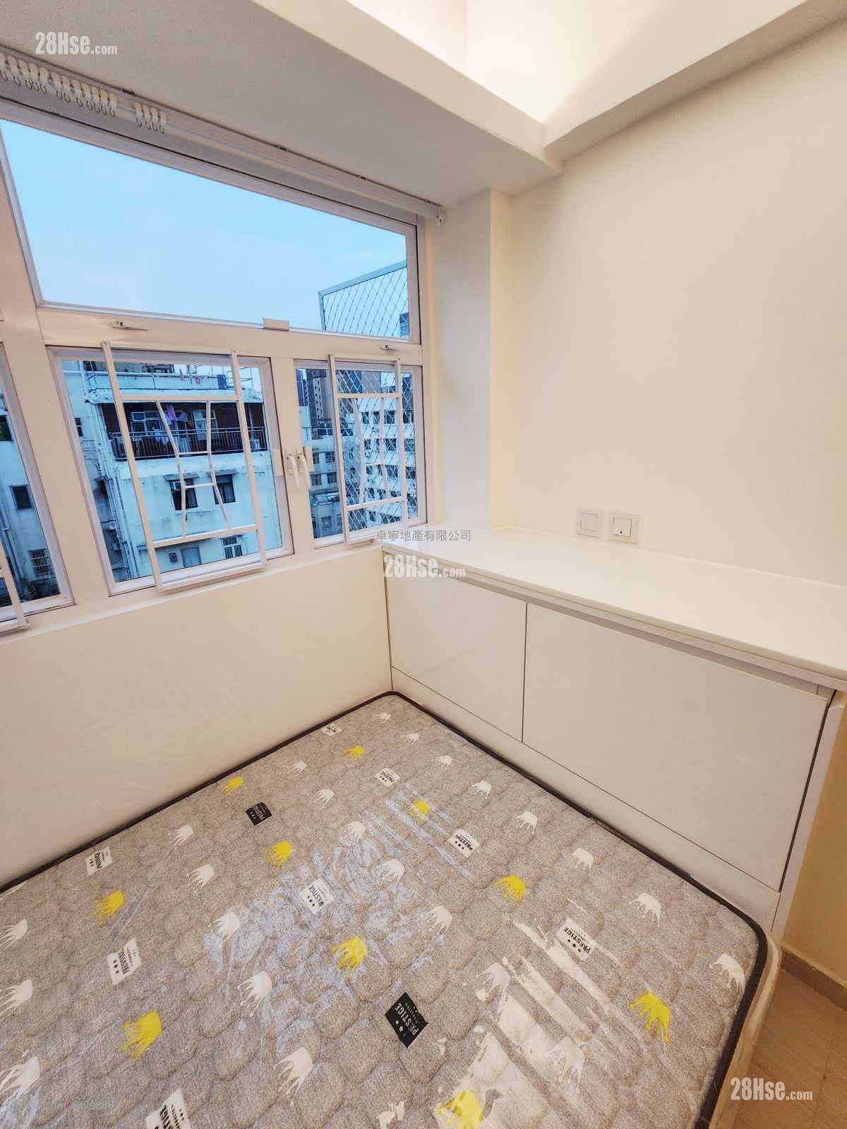 单幢楼房 租盘 180 平方尺