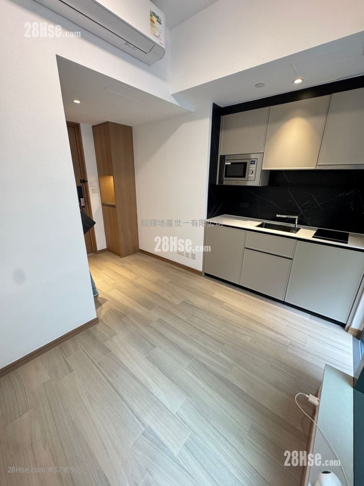 千望 售盘 开放式间隔 , 1 浴室 172 平方尺