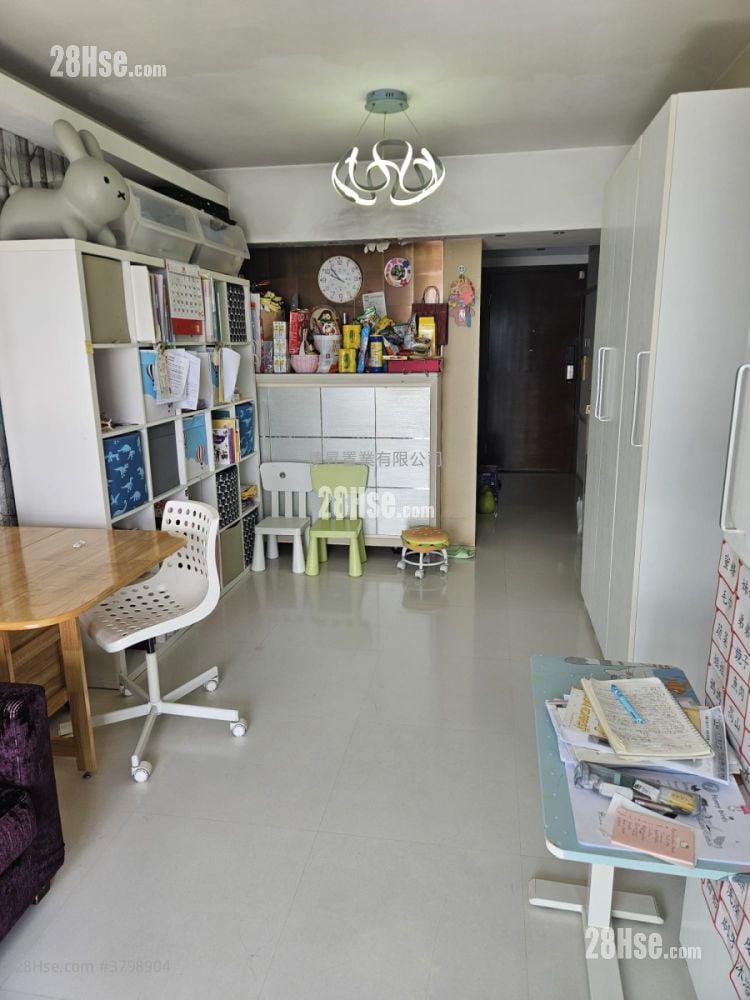 Grand Waterfront Sell 3 Bedrooms , 2 Bathrooms 616 ft²