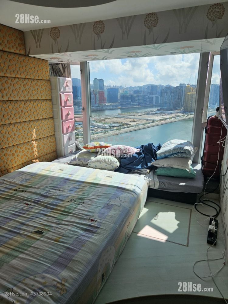 Grand Waterfront Sell 3 Bedrooms , 2 Bathrooms 616 ft²