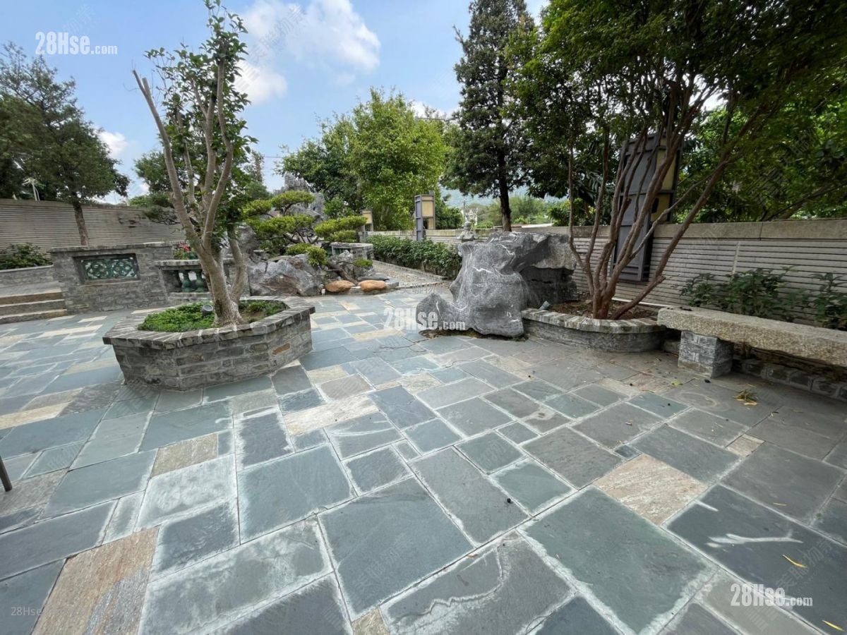 The Vineyard Rental 4 Bathrooms 1,244 ft²