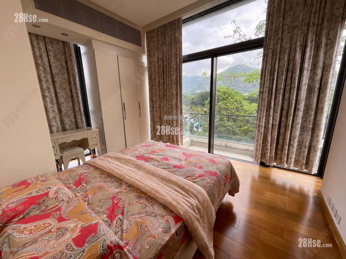 The Vineyard Rental 4 Bathrooms 1,244 ft²