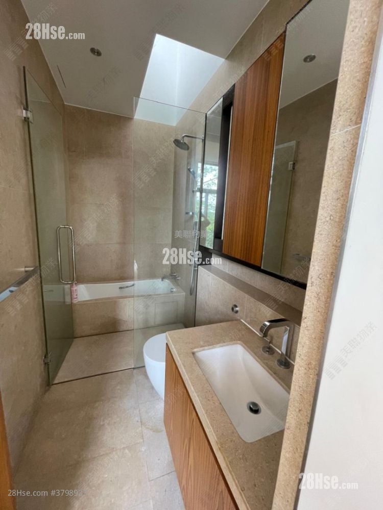 The Vineyard Rental 4 Bathrooms 1,244 ft²