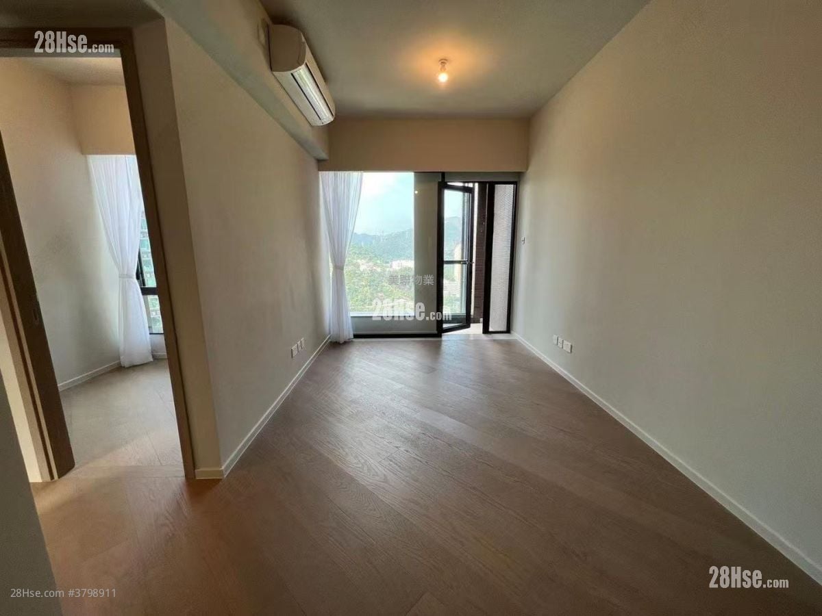 柏傲庄 租盘 671 平方尺