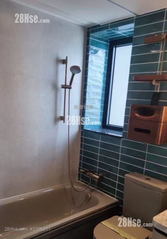 柏傲庄 租盘 671 平方尺