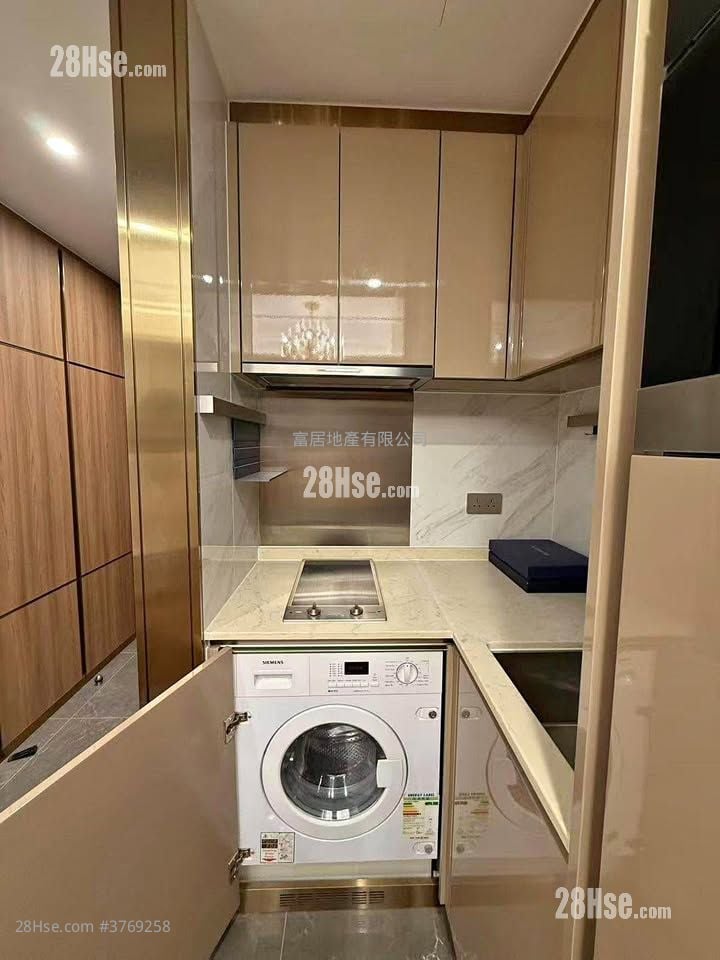 睿峰 租盘 开放式间隔 , 1 浴室 244 平方尺