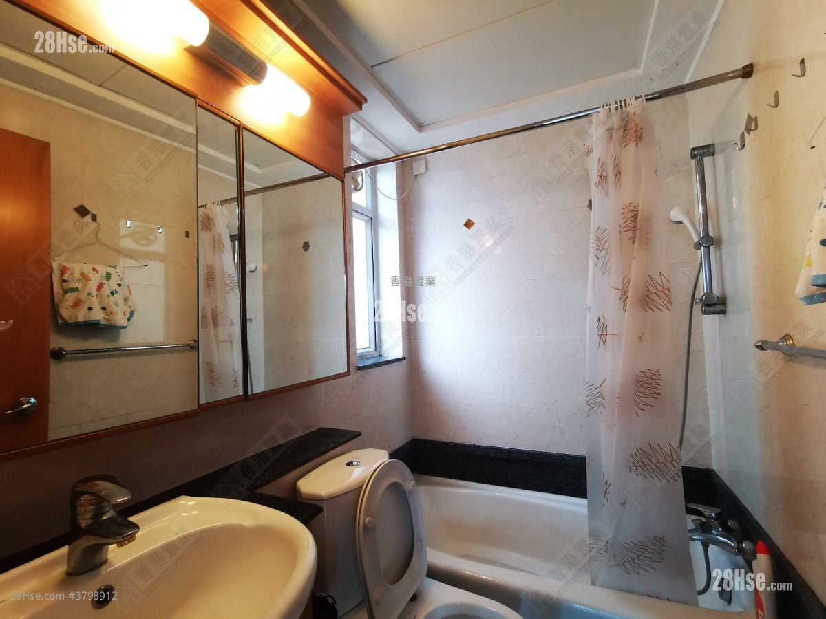 Liberte Rental 2 Bedrooms , 1 Bathroom 491 ft²