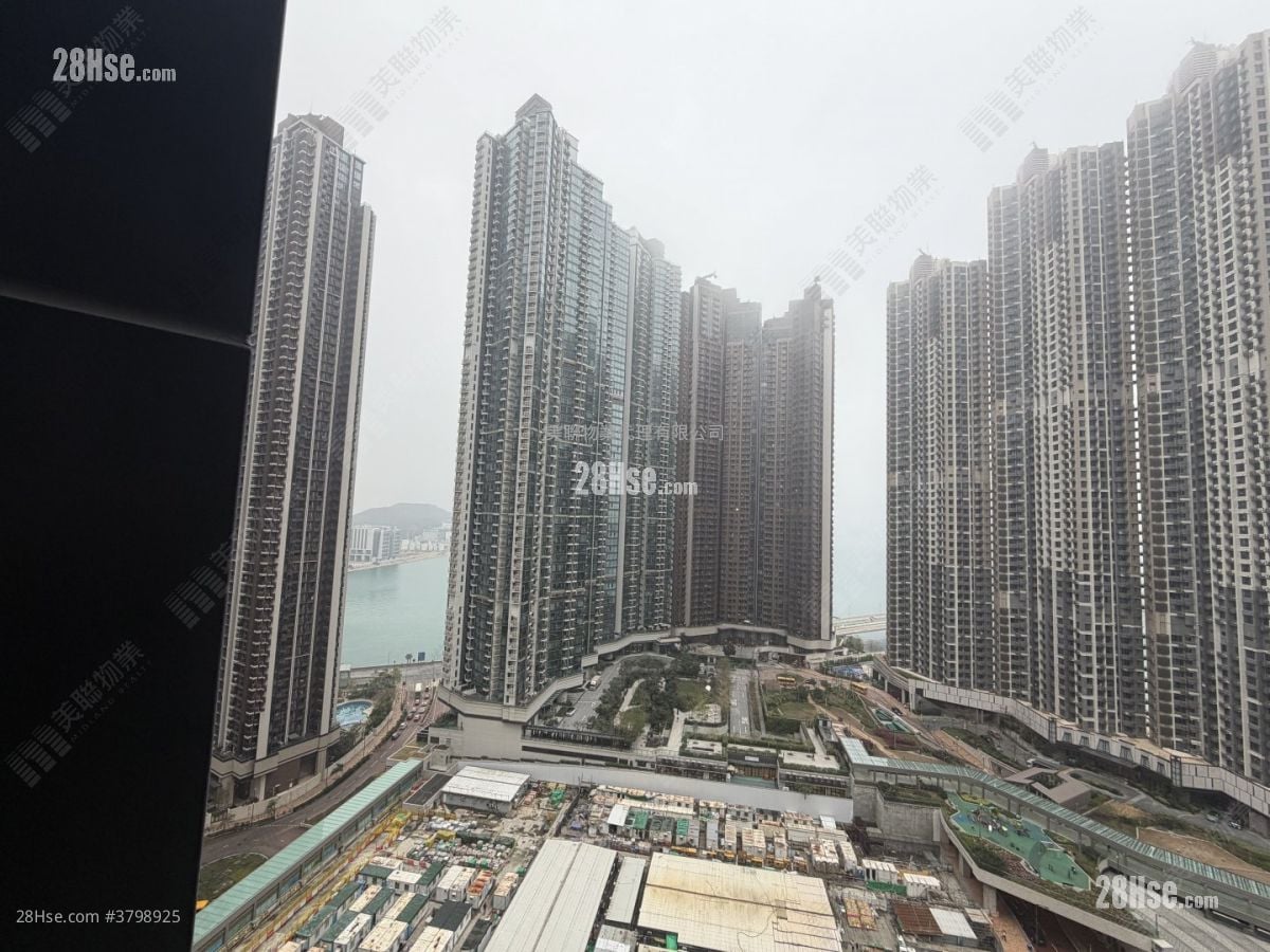 Park Seasons 售盘 2 房 448 平方尺