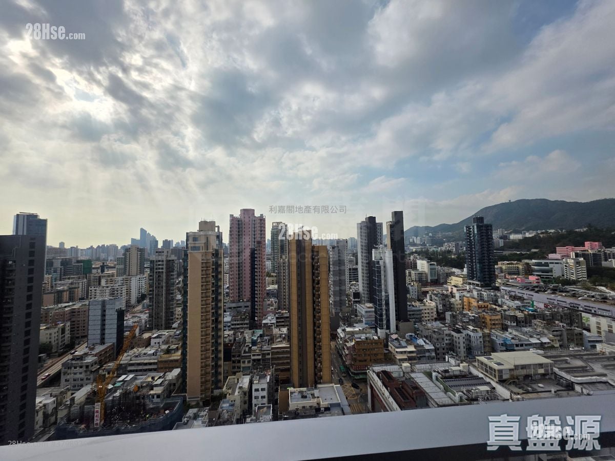 Eight Southpark Rental 1 Bedroom , 1 Bathroom 263 ft²