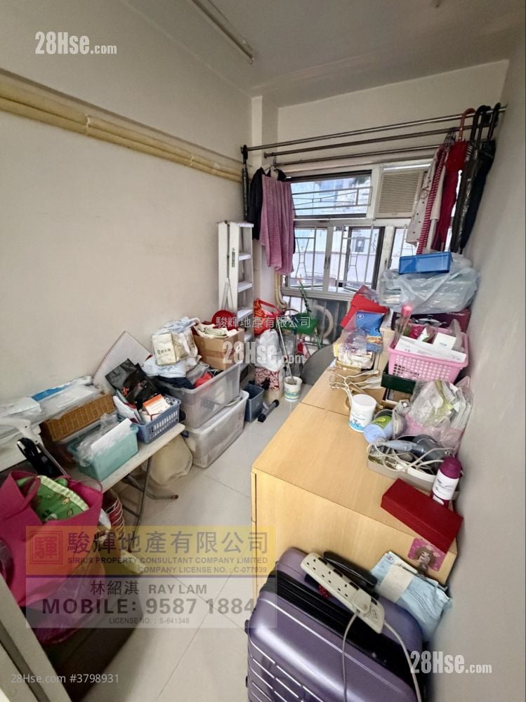 Tsimshatsui Mansion Sell 3 Bedrooms , 2 Bathrooms 742 ft²