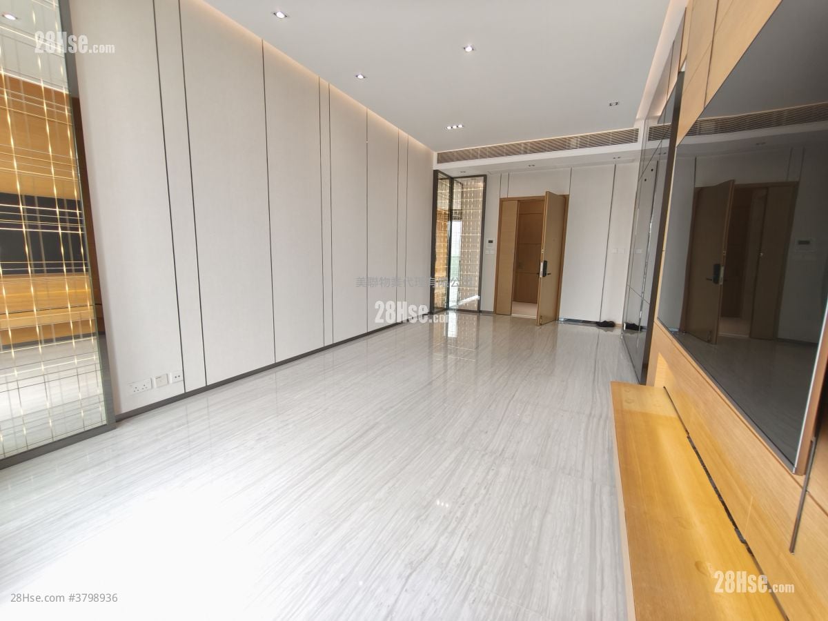 8 Lasalle Rental 3 Bedrooms , 3 Bathrooms 1,020 ft²