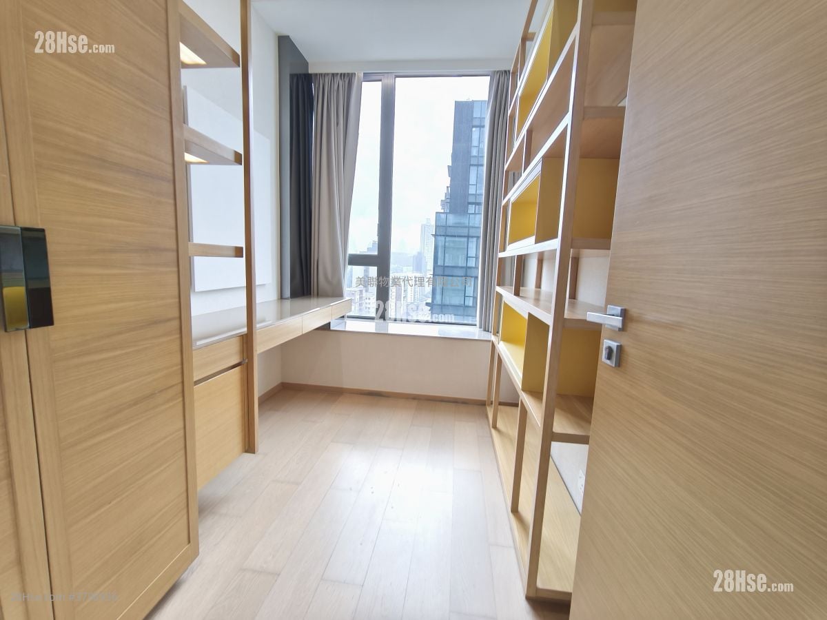 8 Lasalle Rental 3 Bedrooms , 3 Bathrooms 1,020 ft²