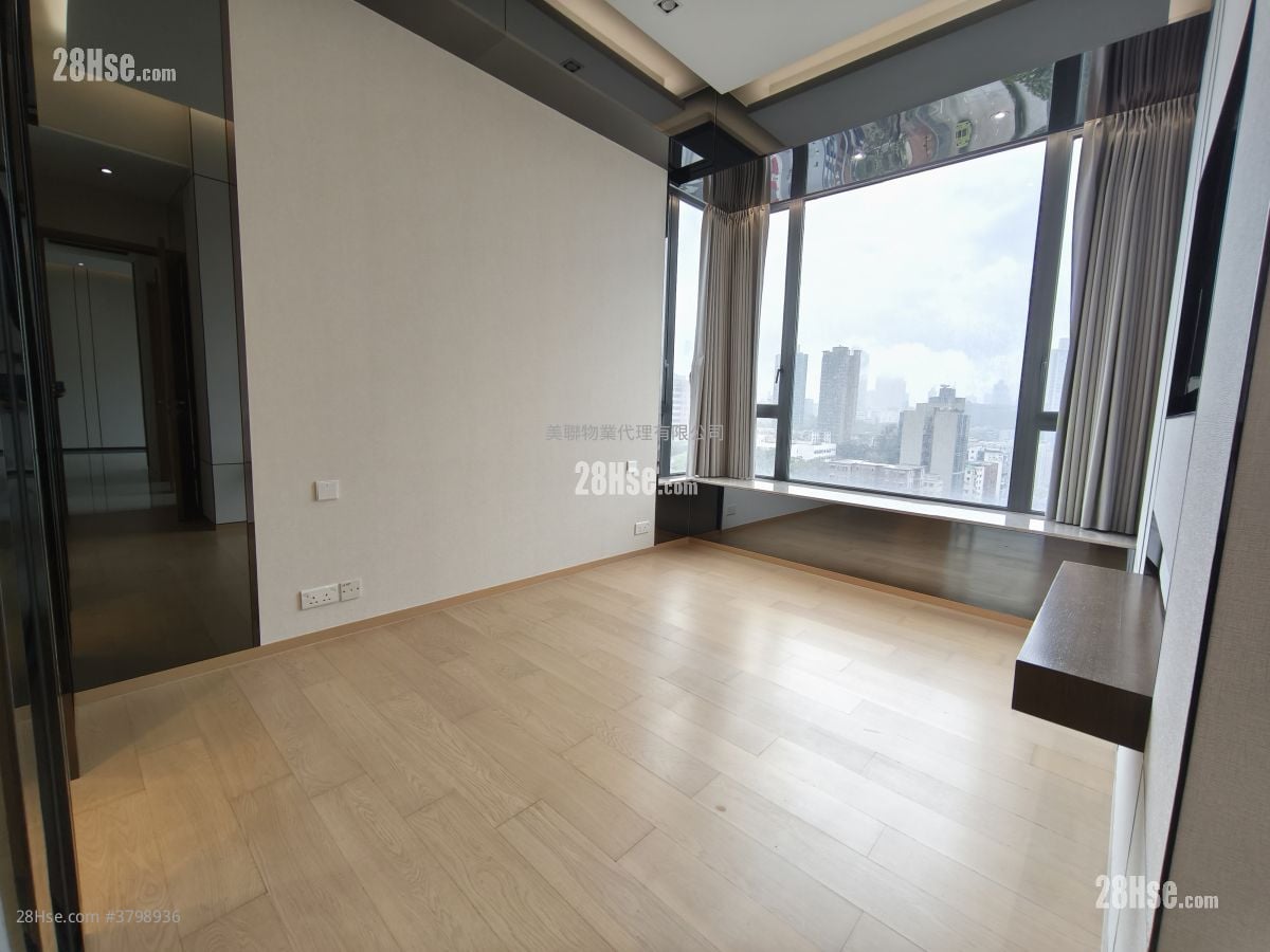 8 Lasalle Rental 3 Bedrooms , 3 Bathrooms 1,020 ft²