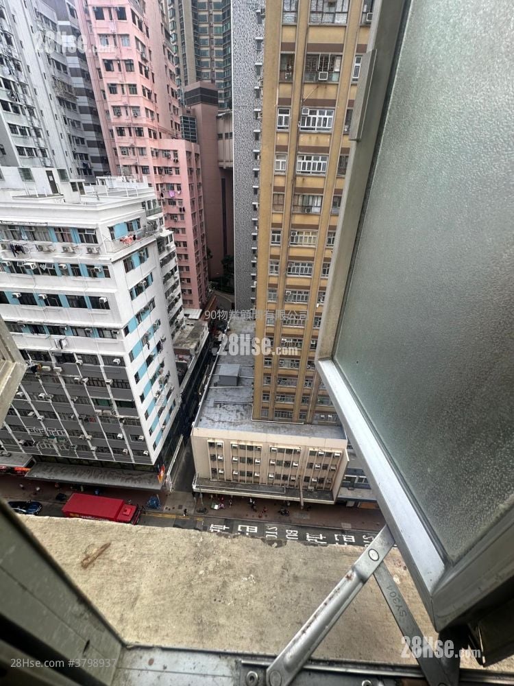 美新楼 售盘 328 平方尺