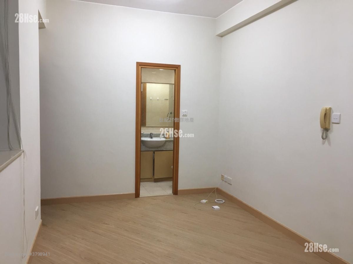 成龙居 售盘 1 房 , 1 浴室 316 平方尺