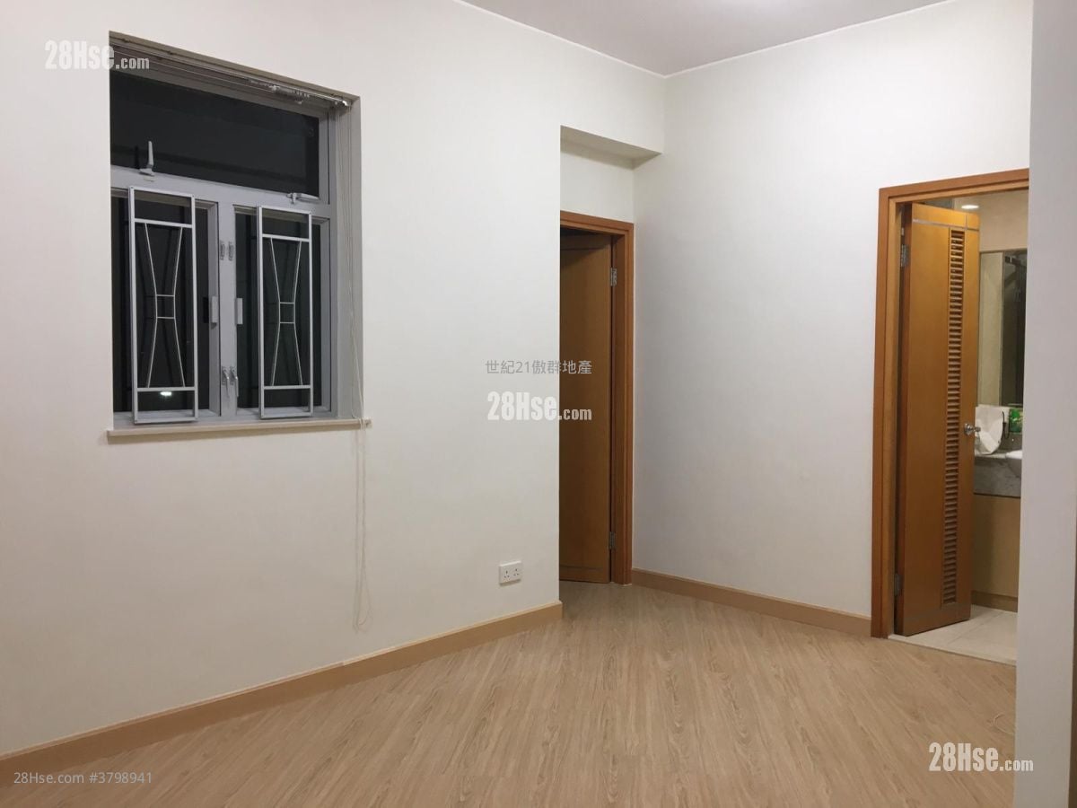 成龙居 售盘 1 房 , 1 浴室 316 平方尺