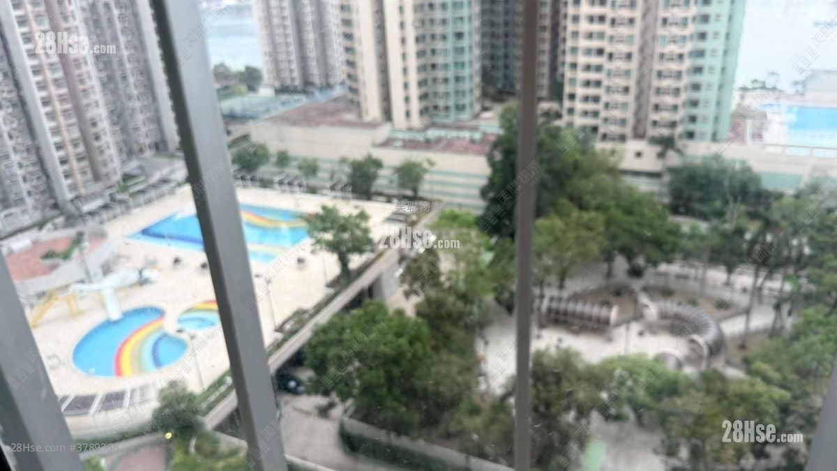 Greenfield Garden Rental 2 Bedrooms , 1 Bathroom 383 ft²