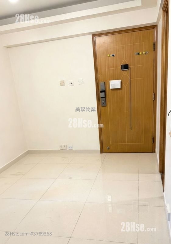 Greenfield Garden Rental 2 Bedrooms , 1 Bathroom 383 ft²