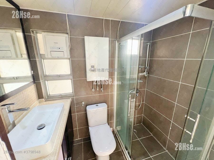 Kingswood Villas Rental 2 Bedrooms , 1 Bathroom 448 ft²