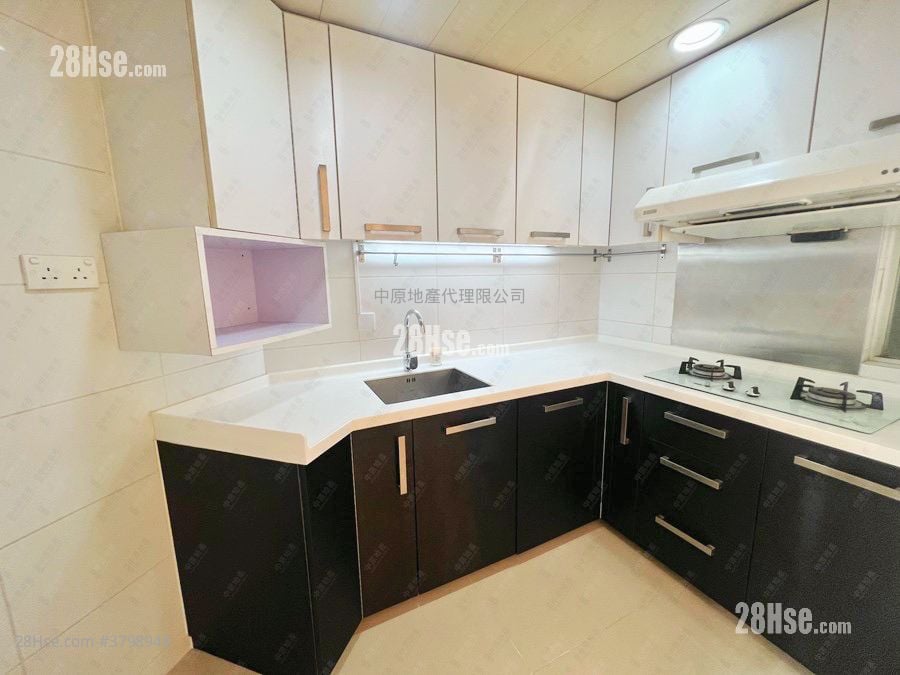 Kingswood Villas Rental 2 Bedrooms , 1 Bathroom 448 ft²