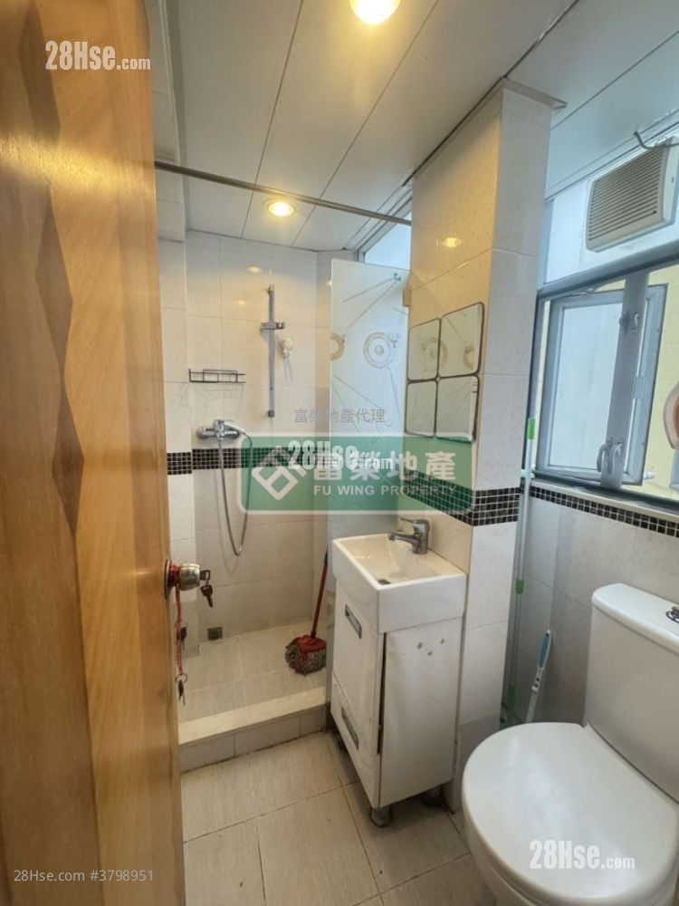 慧贤阁 租盘 2 房 , 1 浴室 290 平方尺