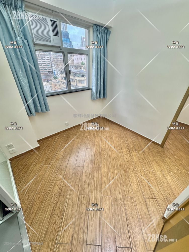 Pat Chun Mansion Sell 2 Bedrooms , 1 Bathroom 246 ft²