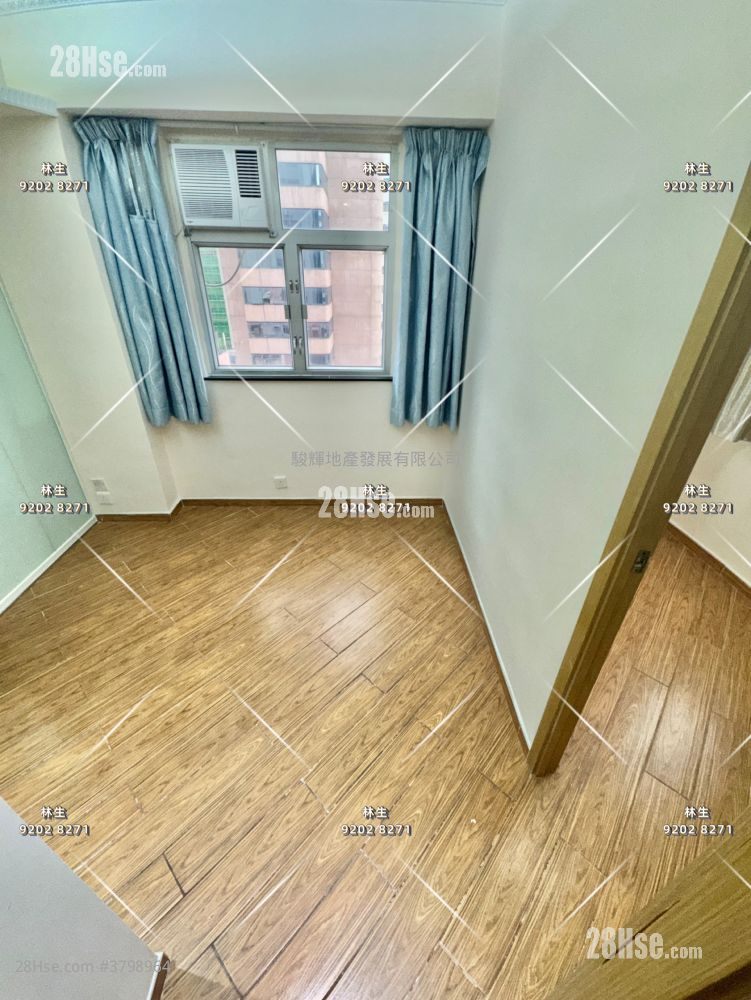 Pat Chun Mansion Sell 2 Bedrooms , 1 Bathroom 246 ft²