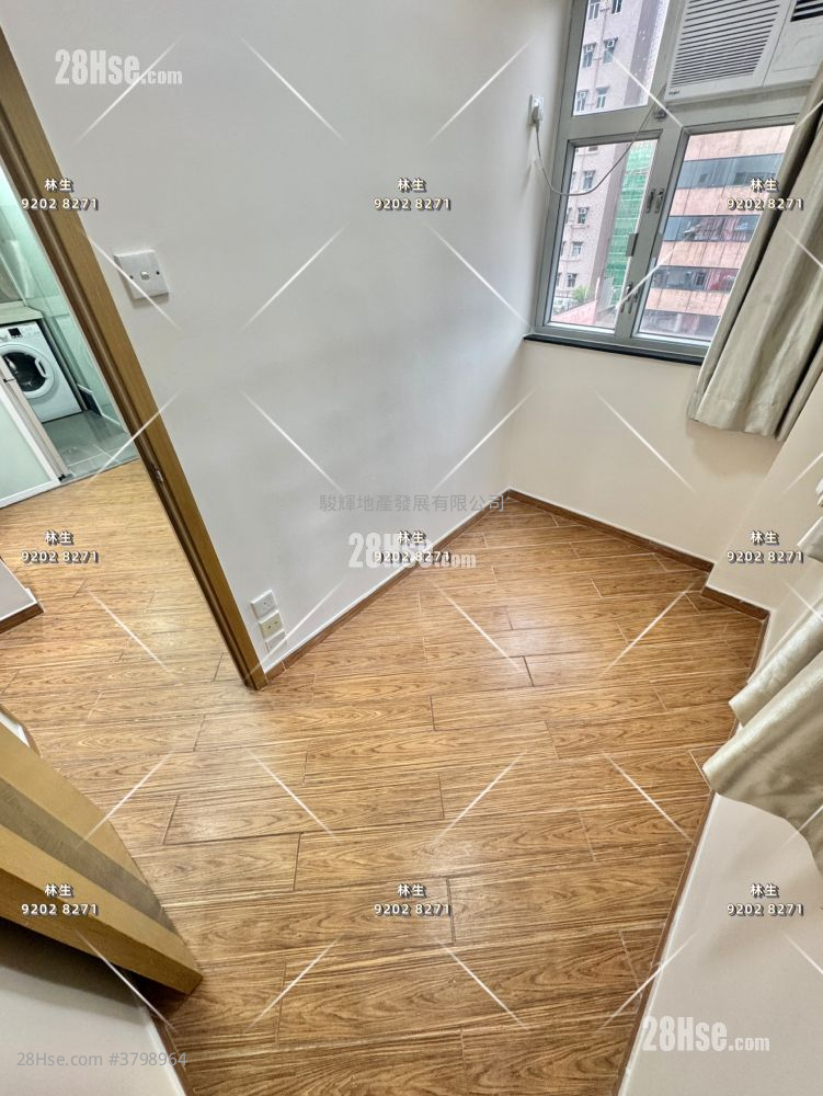 Pat Chun Mansion Sell 2 Bedrooms , 1 Bathroom 246 ft²