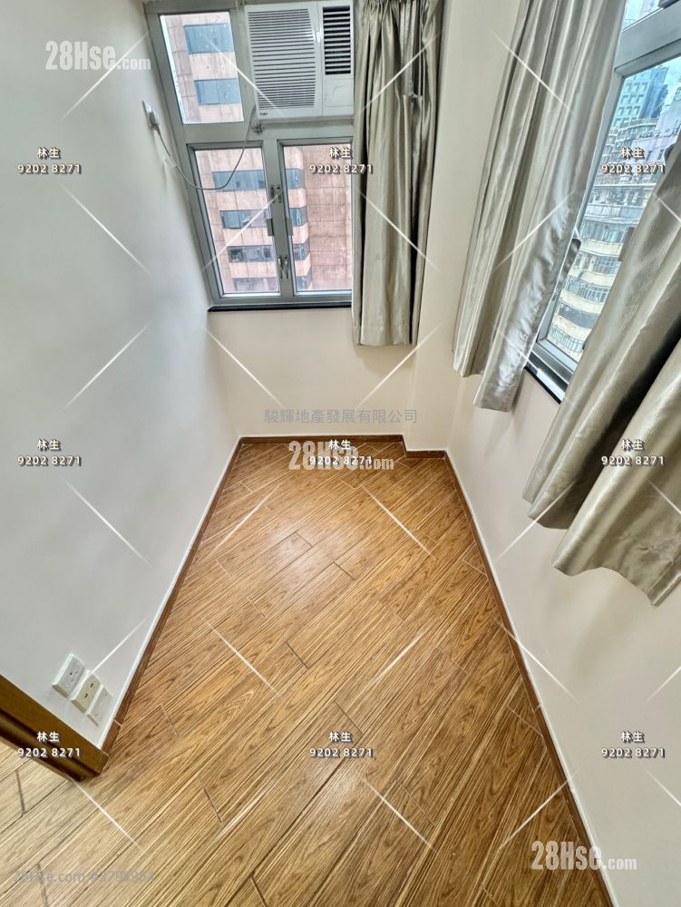 Pat Chun Mansion Sell 2 Bedrooms , 1 Bathroom 246 ft²