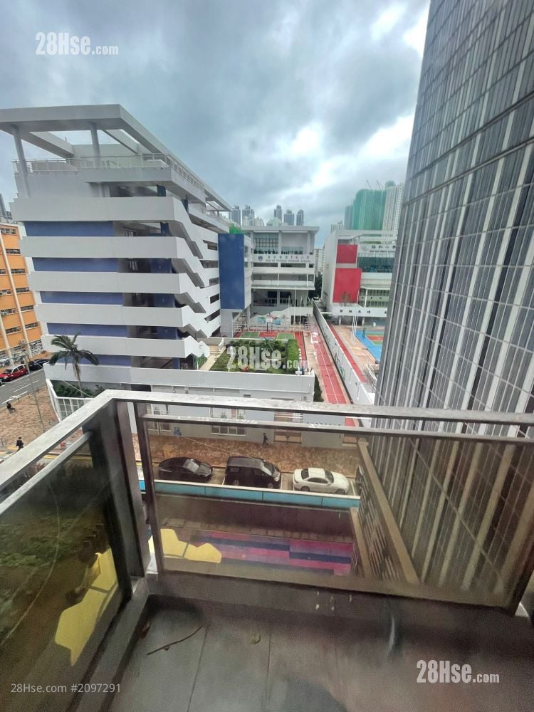 Residence 228 Sell 3 Bedrooms , 1 Bathroom 543 ft²