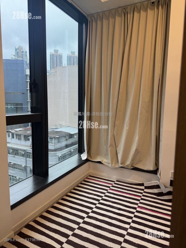 Larchwood Rental 1 Bedroom , 1 Bathroom 267 ft²