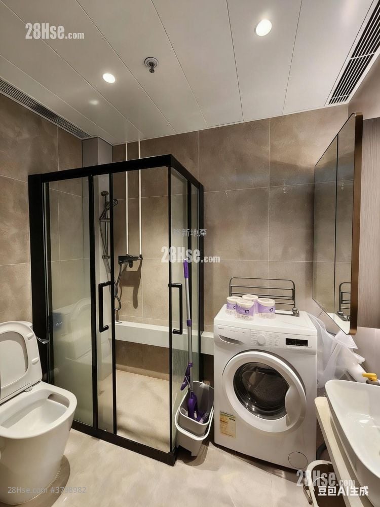 I City Sell Studio , 1 Toilet