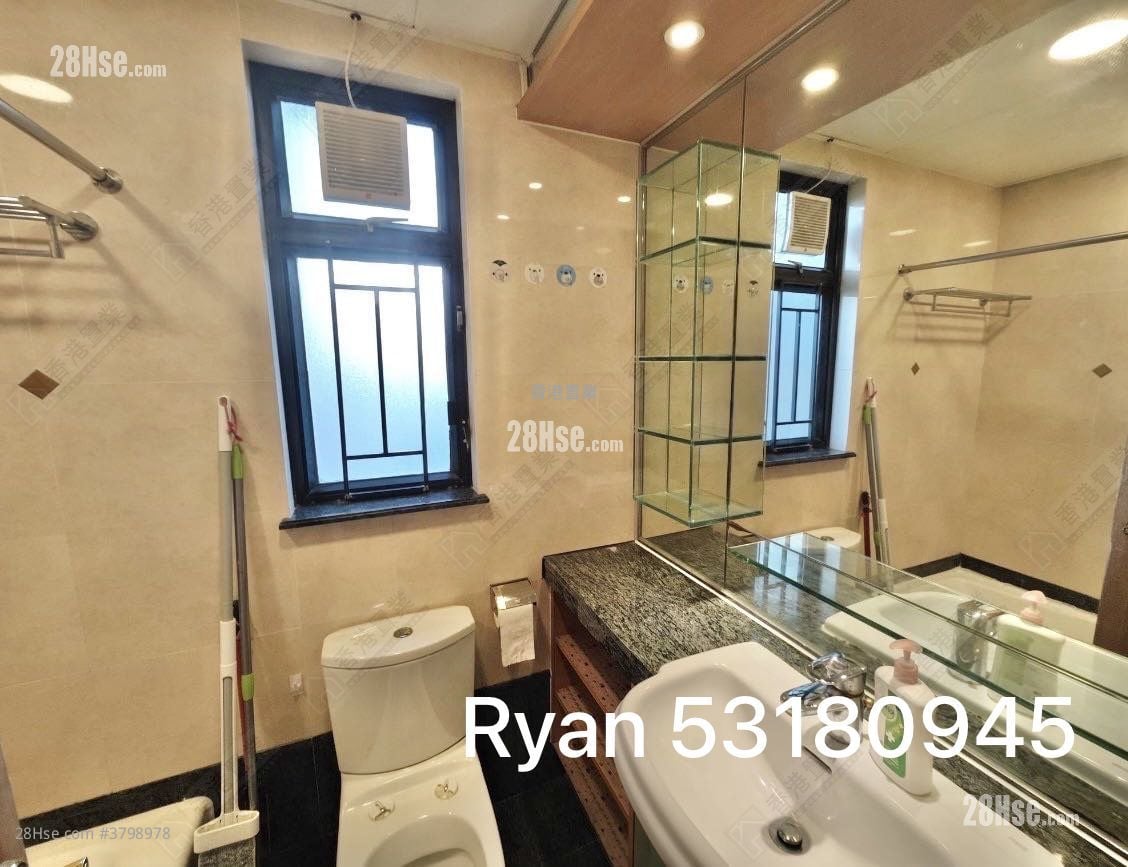 Park Island Sell 1 Bedroom 378 ft²