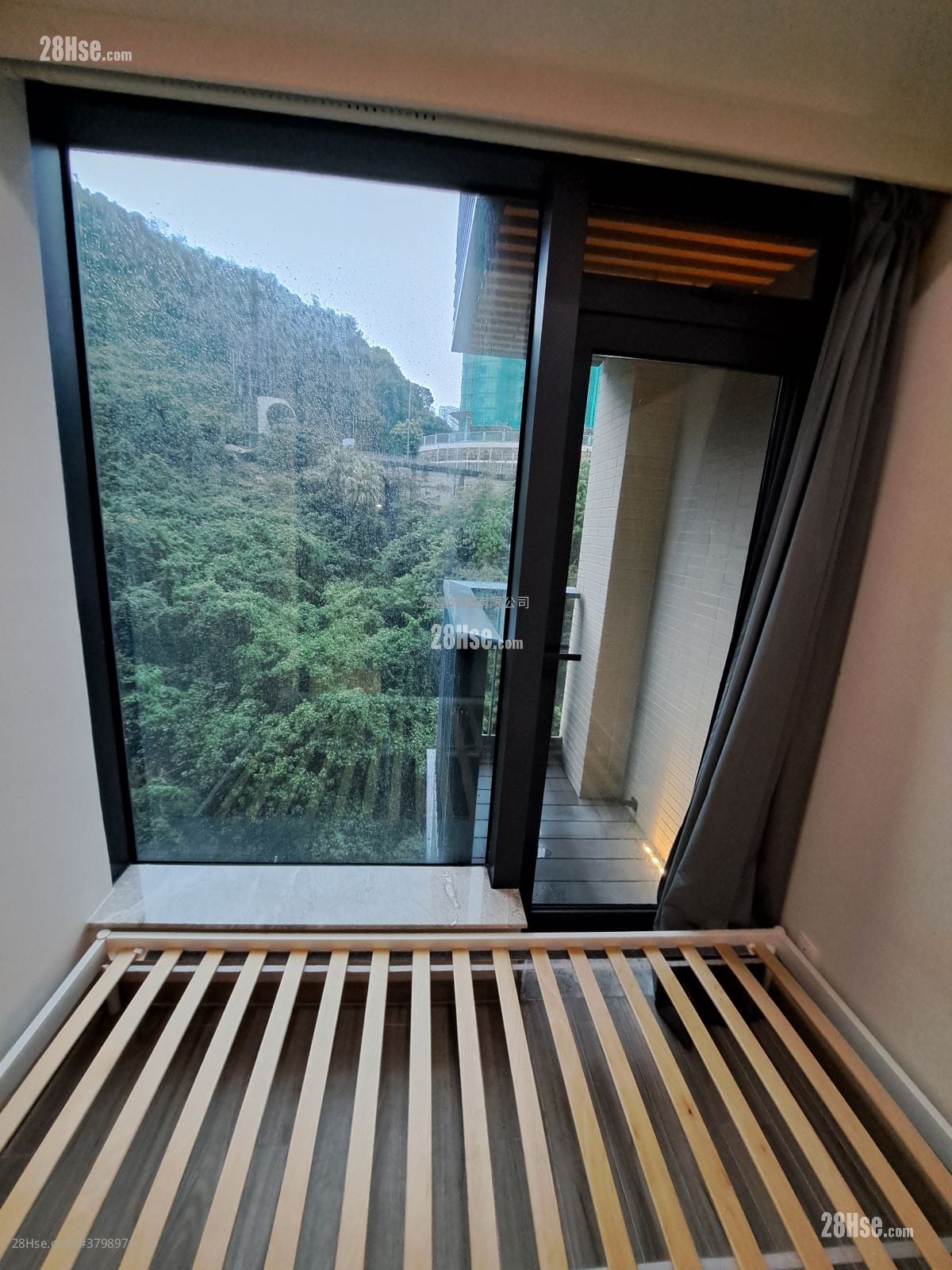 君豪峰 租盘 1 房 , 1 浴室 293 平方尺