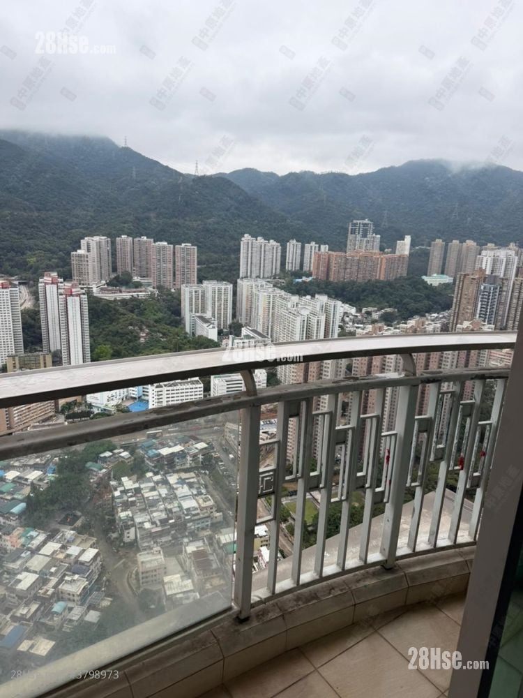 Festival City Sell 3 Bedrooms , 2 Bathrooms 757 ft²