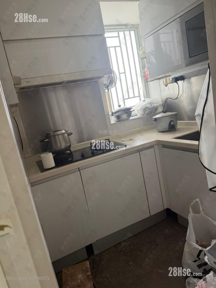 Festival City Sell 3 Bedrooms , 2 Bathrooms 757 ft²