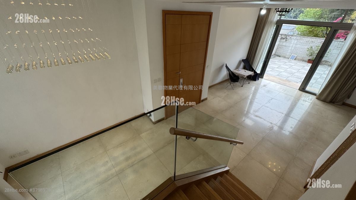 The Green Sell 3 Bedrooms 1,315 ft²