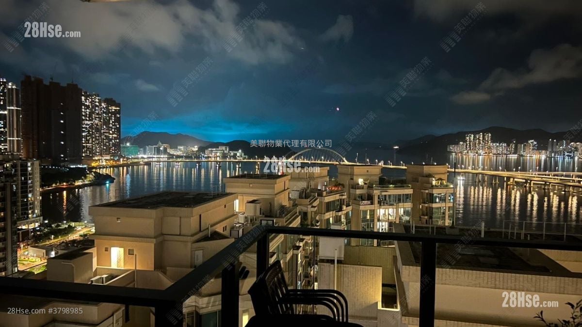 天晋 售盘 4 房 , 4 浴室 1,063 平方尺