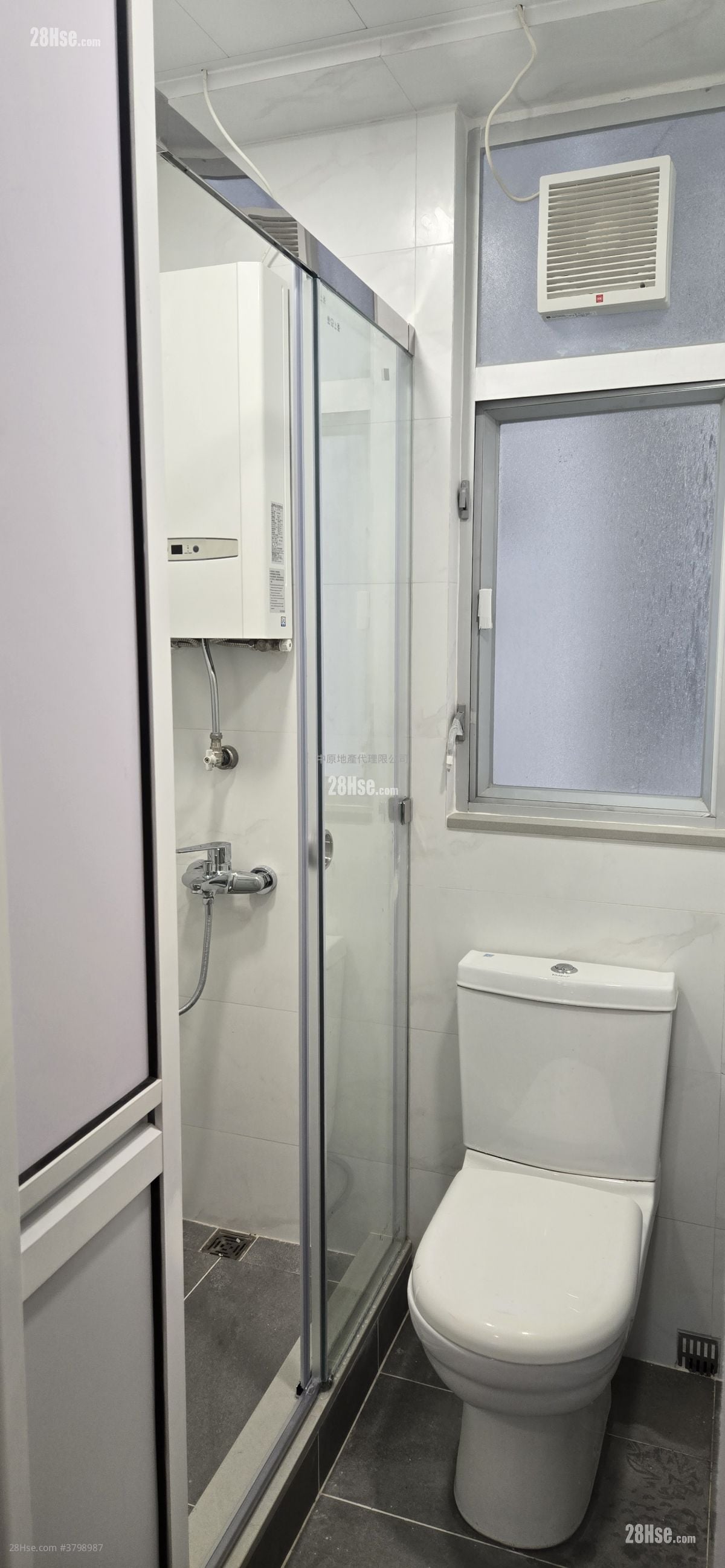 Tsuen Fung Centre Rental 2 Bedrooms , 1 Bathroom 376 ft²