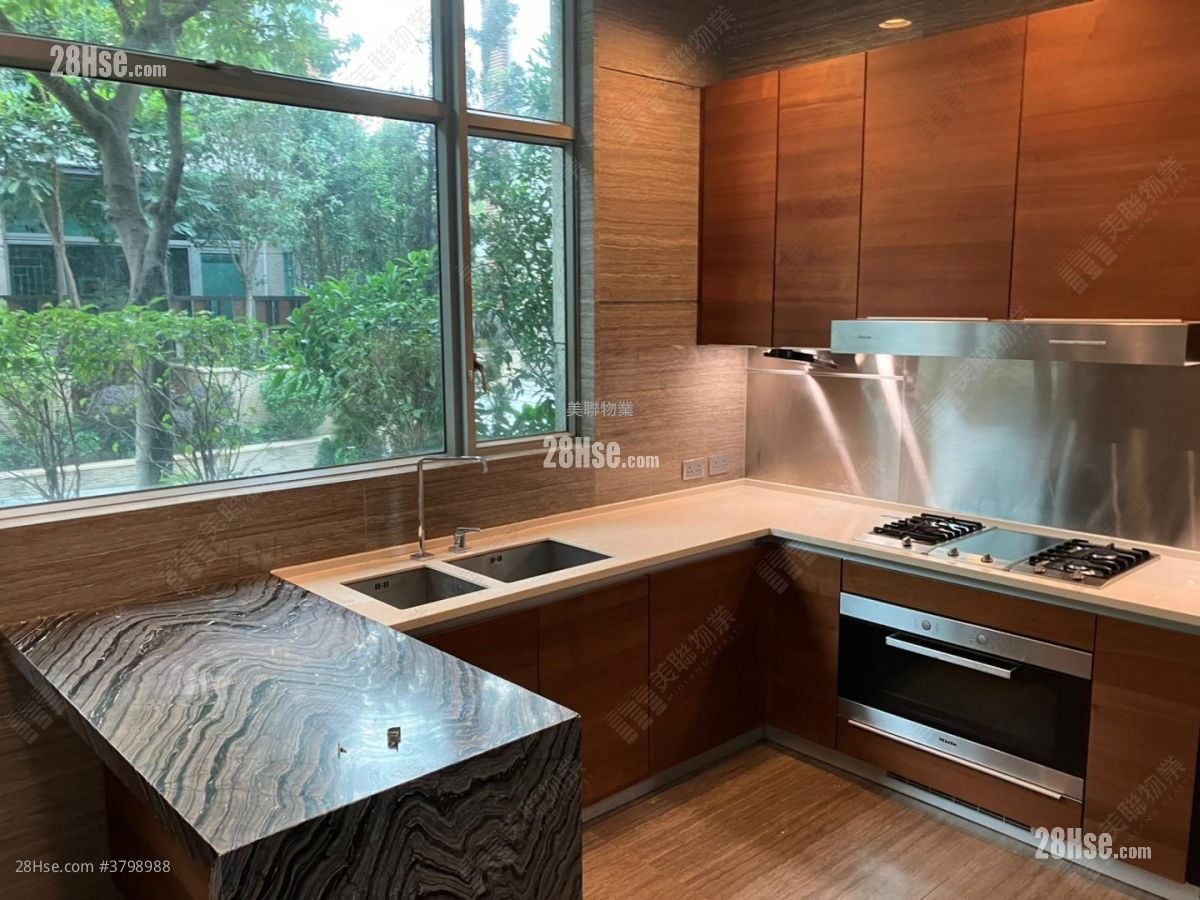 柏峦第一期 售盘 5+ 房 3,484 平方尺