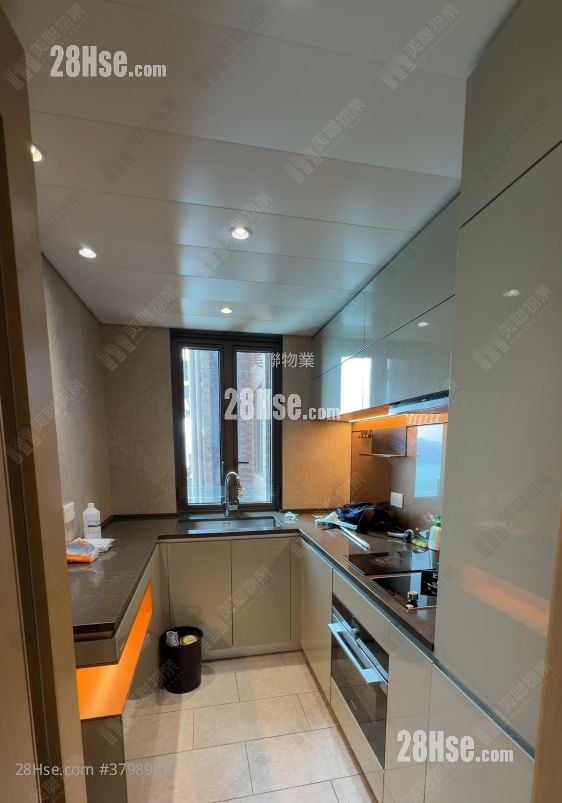 LP6 售盘 3 房 , 2 浴室 644 平方尺