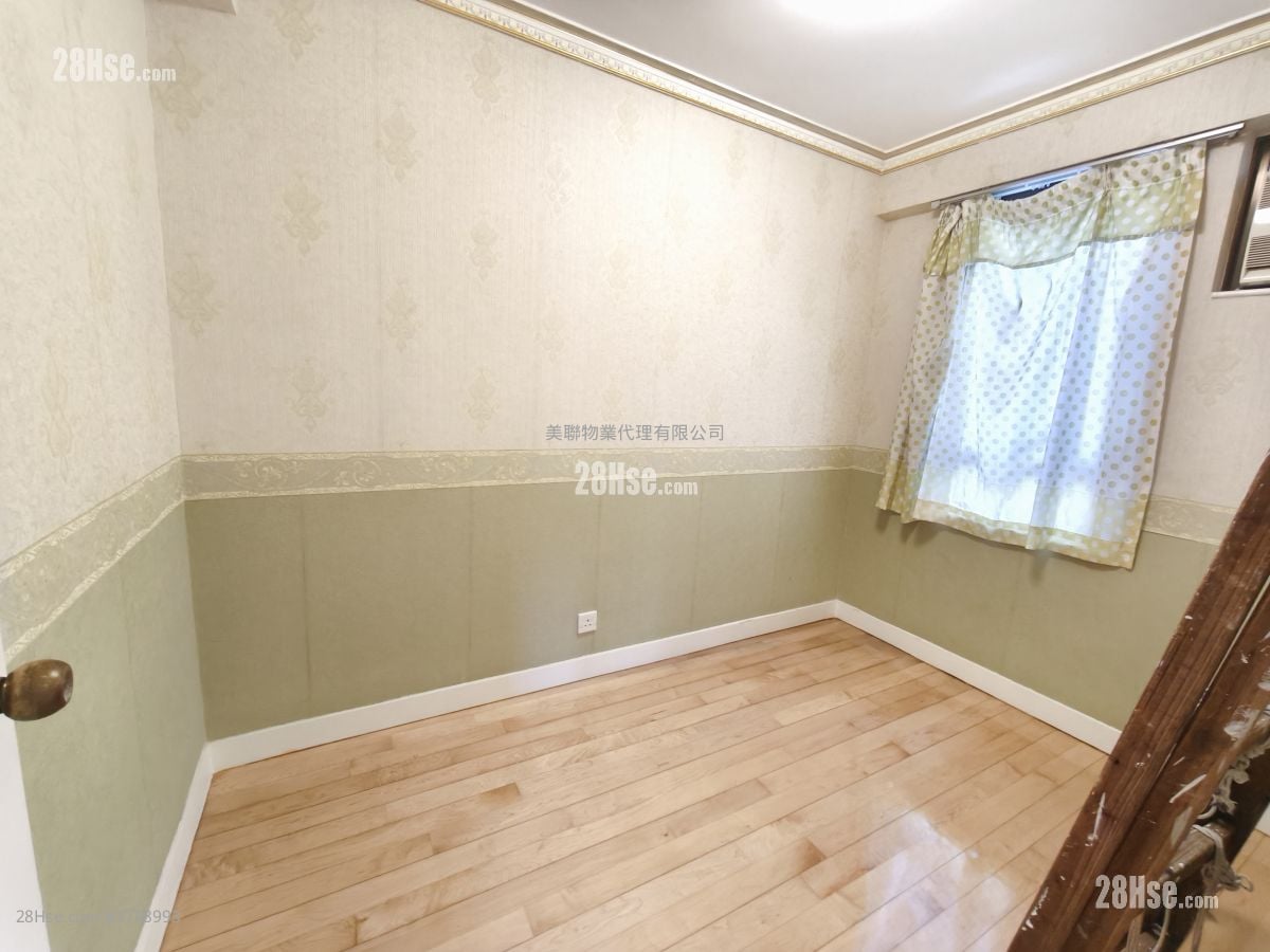 Parc Oasis Sell 3 Bedrooms , 2 Bathrooms 652 ft²