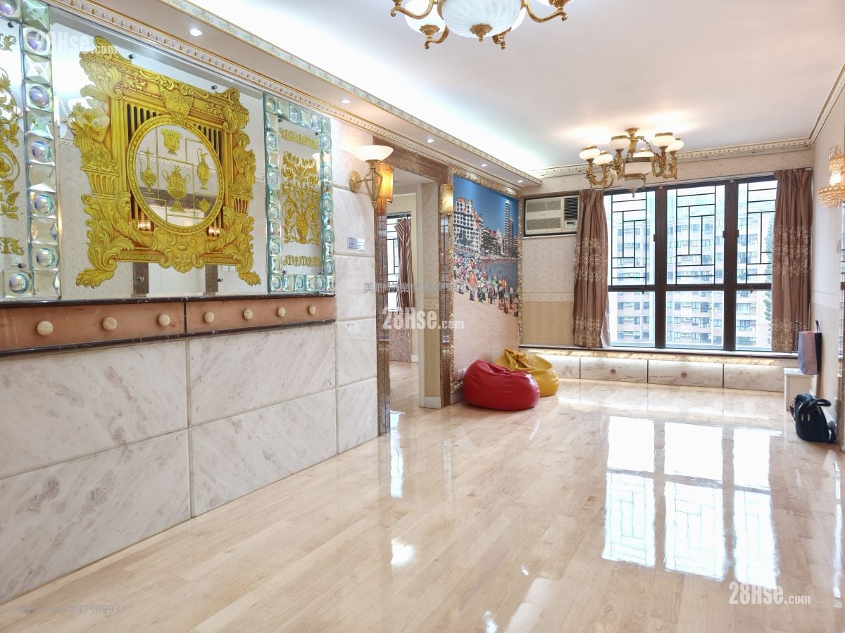 Parc Oasis Sell 3 Bedrooms , 2 Bathrooms 652 ft²