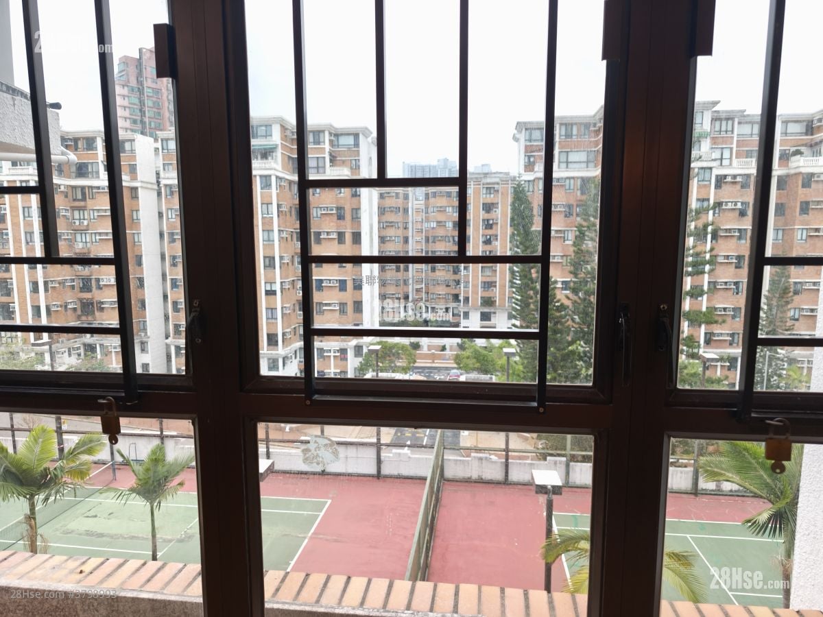 Parc Oasis Sell 3 Bedrooms , 2 Bathrooms 652 ft²