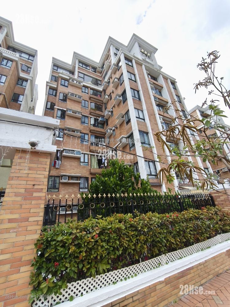 Parc Oasis Sell 3 Bedrooms , 2 Bathrooms 652 ft²