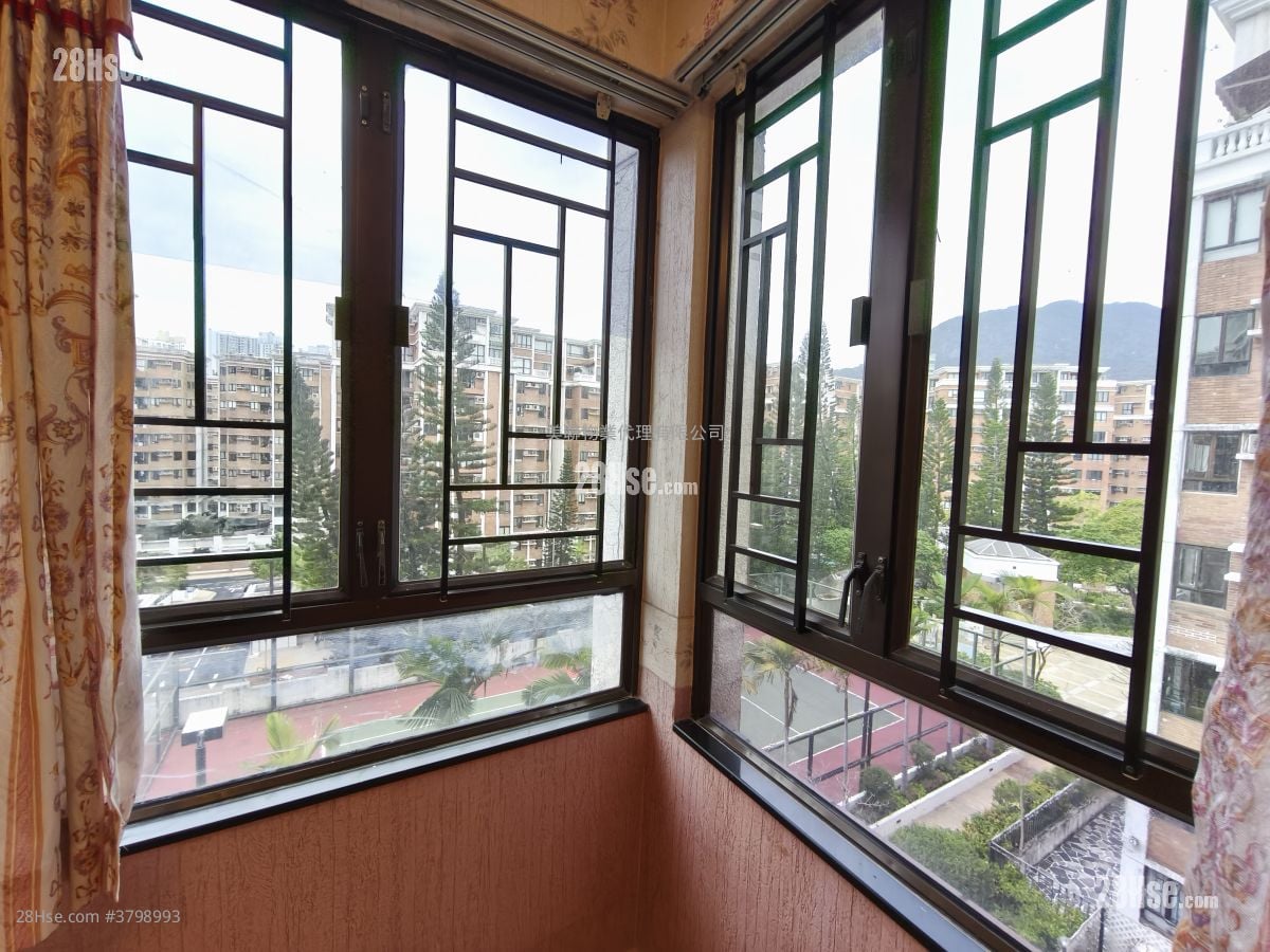 Parc Oasis Sell 3 Bedrooms , 2 Bathrooms 652 ft²