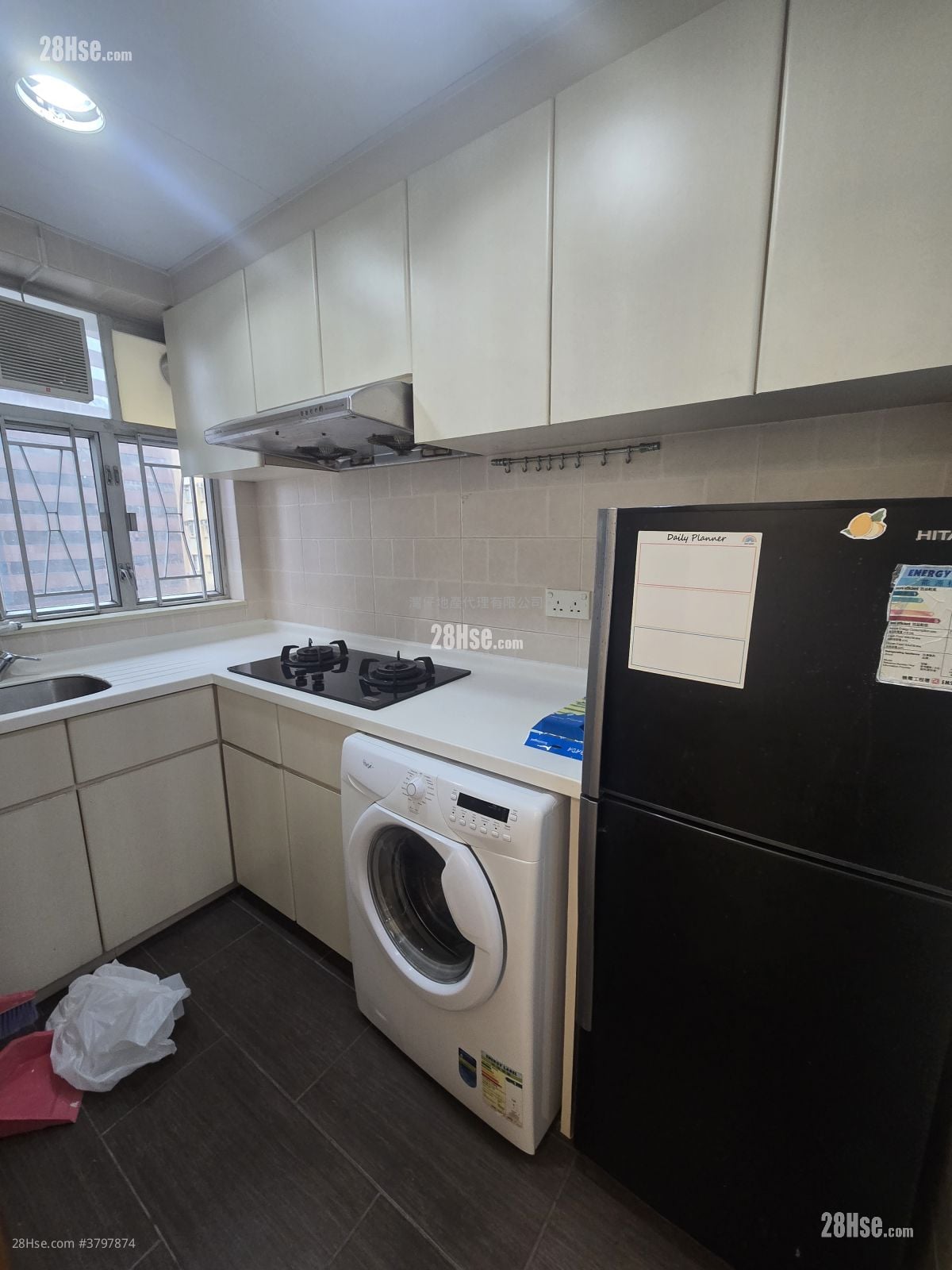 Kwong Sang Hong Building Rental 2 Bedrooms , 1 Bathroom 490 ft²