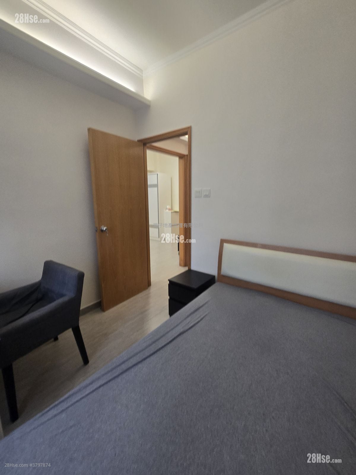 Kwong Sang Hong Building Rental 2 Bedrooms , 1 Bathroom 490 ft²